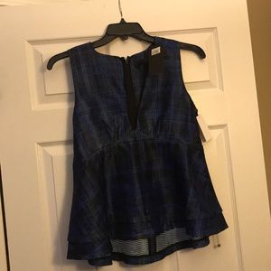 Kendall & Kyle deep v plunge top